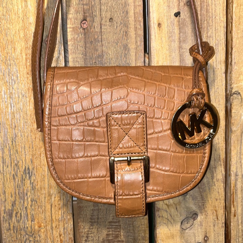 Bag Is In Very Good Condition - image 1